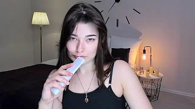 Snapshot of a_dorable chatting on 02/10/26, 01:32 a dorable online show from 02/10/26, 01:32