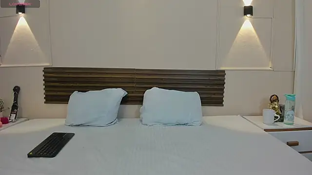 salome diamond online show from 02/19/26, 07:00