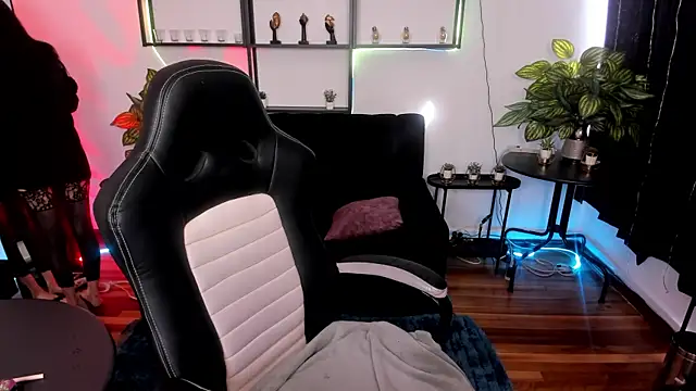 Sacred Sin Room online show from 02/05/26, 01:18