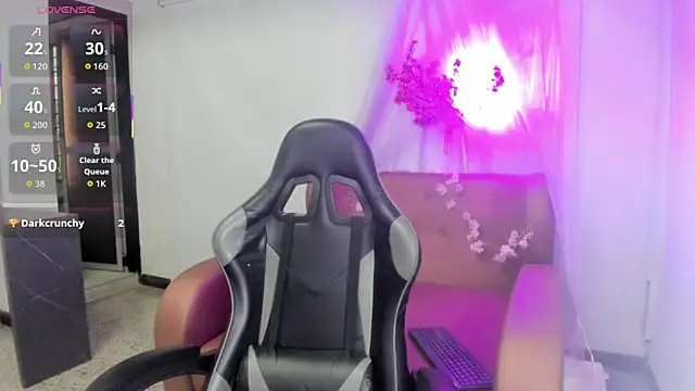 Luna  02 online show from 03/24/26, 11:21