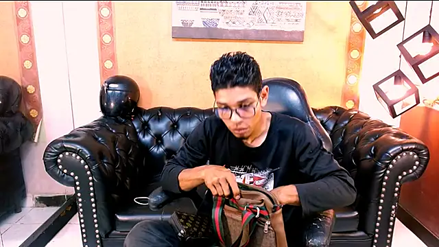 Jeik Lorens online show from 01/14/26, 08:23