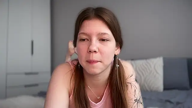 karalinhks online show from 02/01/26, 08:45