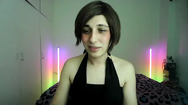 HoneyValentine online show from 04/30/26, 08:57