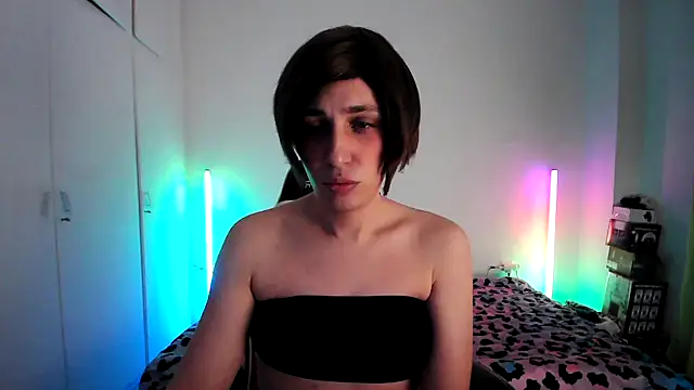 HoneyValentine online show from 04/03/26, 07:31