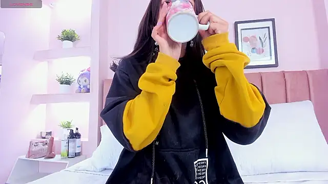 Katteyes   online show from 03/27/26, 01:12