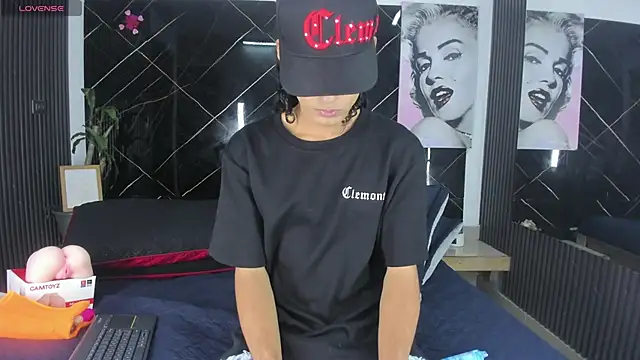 Treyk king online show from 04/12/26, 04:38