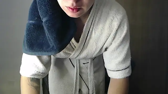 -Ivonnys online show from 02/18/26, 09:44