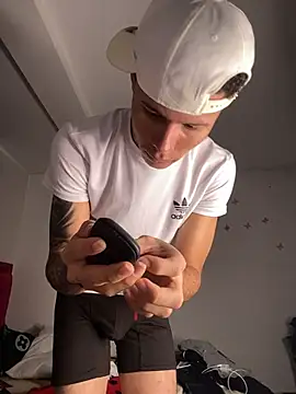 Zeus Bigcock21 online show from 01/14/26, 08:12