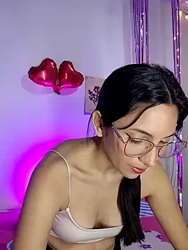 FrierenHot online show from 02/13/26, 01:00