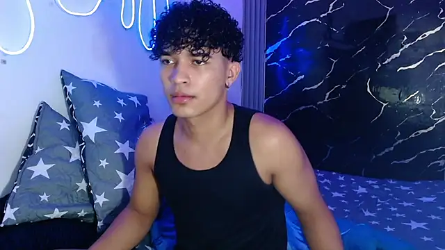 jamescurly00 online show from 03/12/26, 05:34