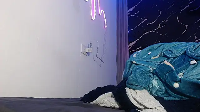 jamescurly00 online show from 02/13/26, 07:52