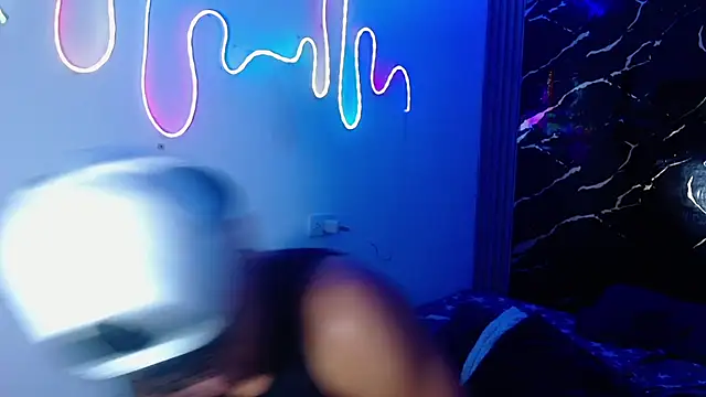 jamescurly00 online show from 02/21/26, 09:33