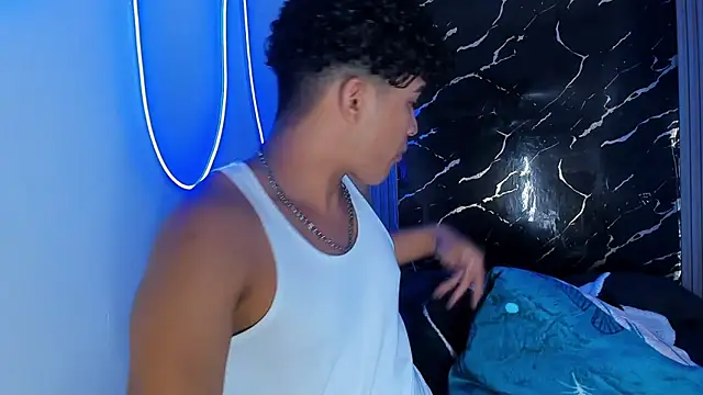 jamescurly00 online show from 01/11/26, 02:07