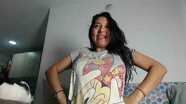 Snapshot of samanta_xi chatting on 05/26/26, 11:41 samanta xi online show from 05/26/26, 11:41