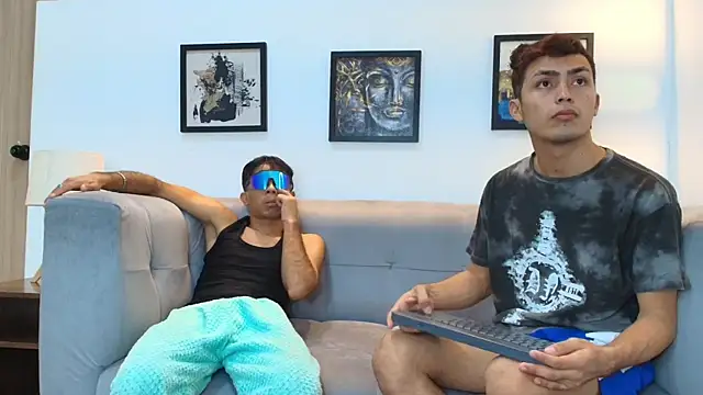 Snapshot of AVENGER_BOYS2026 chatting on 01/09/26, 01:23 AVENGER BOYS2026 online show from 01/09/26, 01:23