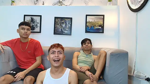 Snapshot of AVENGER_BOYS2026 chatting on 02/12/26, 01:16 AVENGER BOYS2026 online show from 02/12/26, 01:16