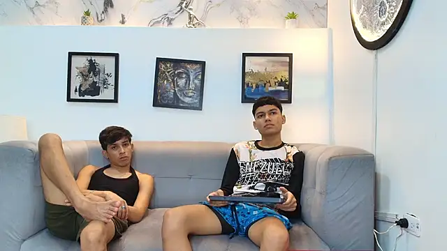 Snapshot of AVENGER_BOYS2026 chatting on 02/02/26, 01:26 AVENGER BOYS2026 online show from 02/02/26, 01:26