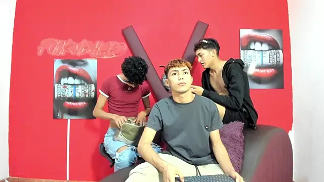 AVENGER BOYS2026 online show from 04/11/26, 07:16