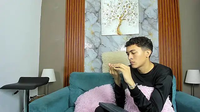 AVENGER BOYS2026 online show from 03/12/26, 07:40