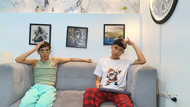 Snapshot of AVENGER_BOYS2026 chatting on 02/03/26, 01:27 AVENGER BOYS2026 online show from 02/03/26, 01:27