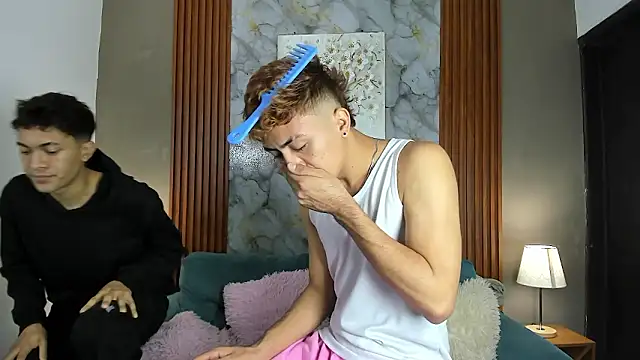 AVENGER BOYS2026 online show from 03/18/26, 01:02