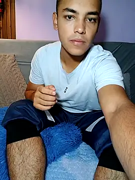 studentdeivy  online show from 01/13/26, 11:03