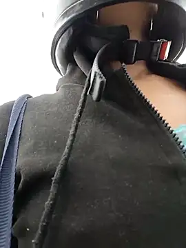 Michelle ec online show from 04/15/26, 04:33