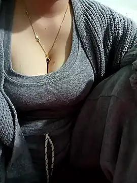 Tulip Giang online show from 01/15/26, 12:36