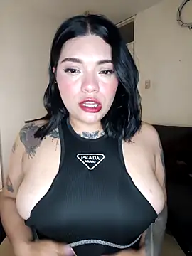Snapshot of brenda_palacio chatting on 03/20/26, 12:33 brenda palacio online show from 03/20/26, 12:33