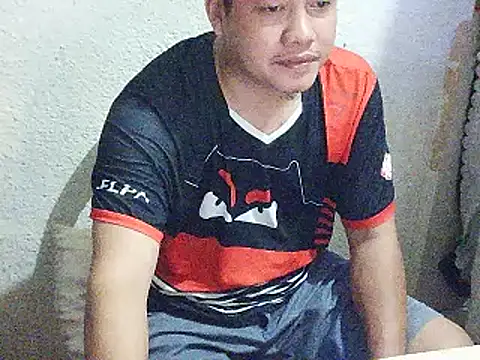 UrAsianGuy90 online show from 01/14/26, 02:31