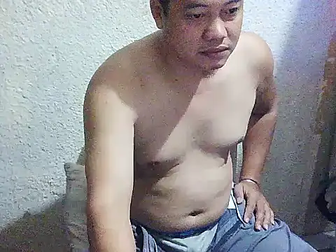 UrAsianGuy90 online show from 01/13/26, 12:36