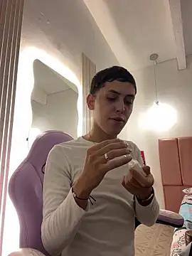 Snapshot of Iamcami_ chatting on 02/23/26, 06:52 Iamcami online show from 02/23/26, 06:52