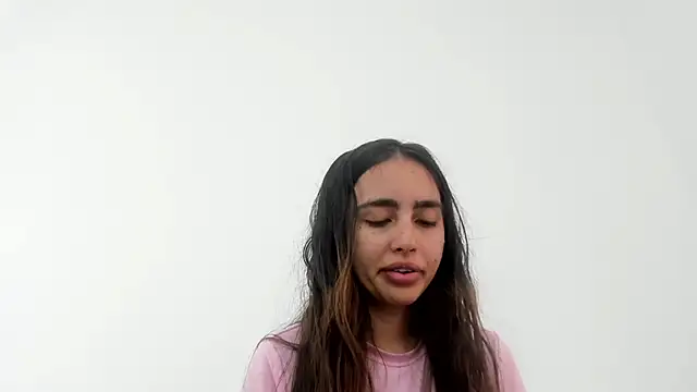 Sarah sumemers online show from 04/14/26, 08:14