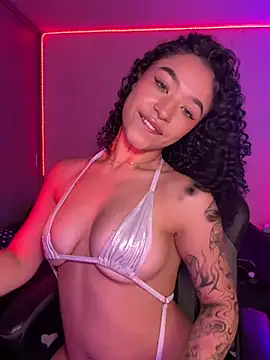 crystal dlun online show from 01/12/26, 04:36