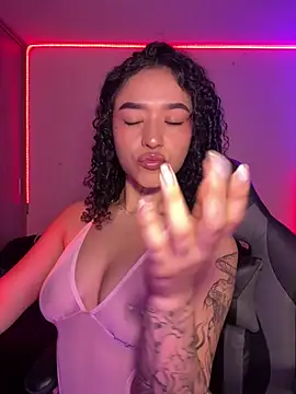 crystal dlun online show from 01/13/26, 03:16