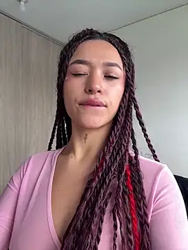 crystal dlun online show from 03/10/26, 04:11