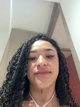 crystal dlun online show from 04/18/26, 07:07