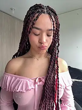 crystal dlun online show from 02/24/26, 02:40