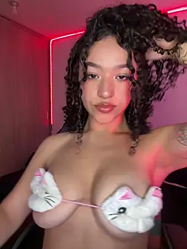 crystal dlun online show from 03/26/26, 04:16