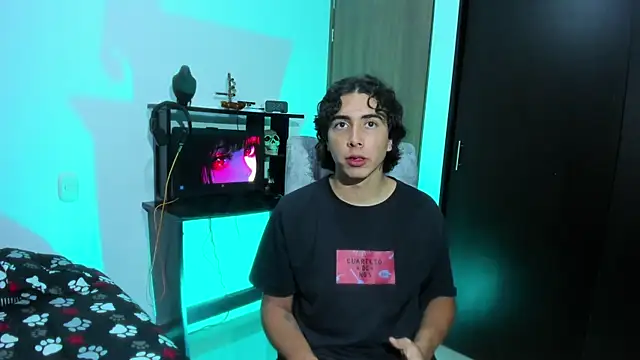 Keisuke Baji  online show from 01/08/26, 01:39