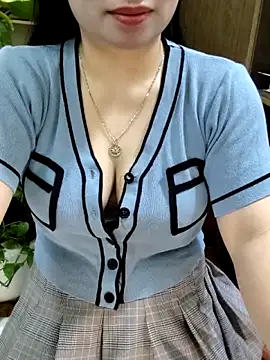 Snapshot of Arica_sexykiss chatting on 05/25/26, 09:30 Arica sexykiss online show from 05/25/26, 09:30