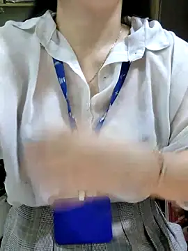 Snapshot of Arica_sexykiss chatting on 04/23/26, 09:38 Arica sexykiss online show from 04/23/26, 09:38
