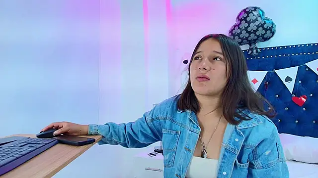 Cristal and luke online show from 02/21/26, 03:30