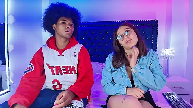 Cristal and luke online show from 05/01/26, 03:22