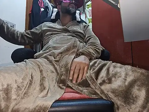 Love Sweat5 online show from 02/02/26, 07:57