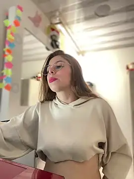 NatalyPinky online show from 04/13/26, 08:13