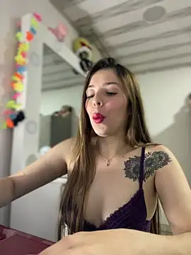 NatalyPinky online show from 04/12/26, 12:03