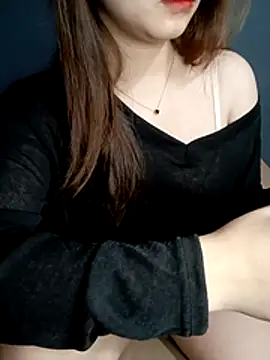 Snapshot of ChanChanLy chatting on 02/14/26, 03:45 ChanChanLy online show from 02/14/26, 03:45