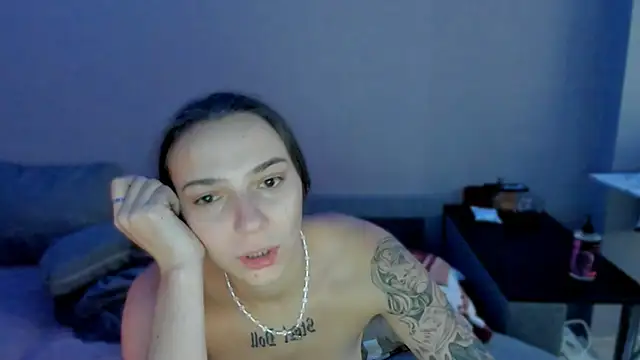 Snapshot of AnnaMized chatting on 01/16/26, 04:38 AnnaMized online show from 01/16/26, 04:38