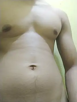 Snapshot of desiBig_dick chatting on 04/17/26, 05:49 desiBig dick online show from 04/17/26, 05:49